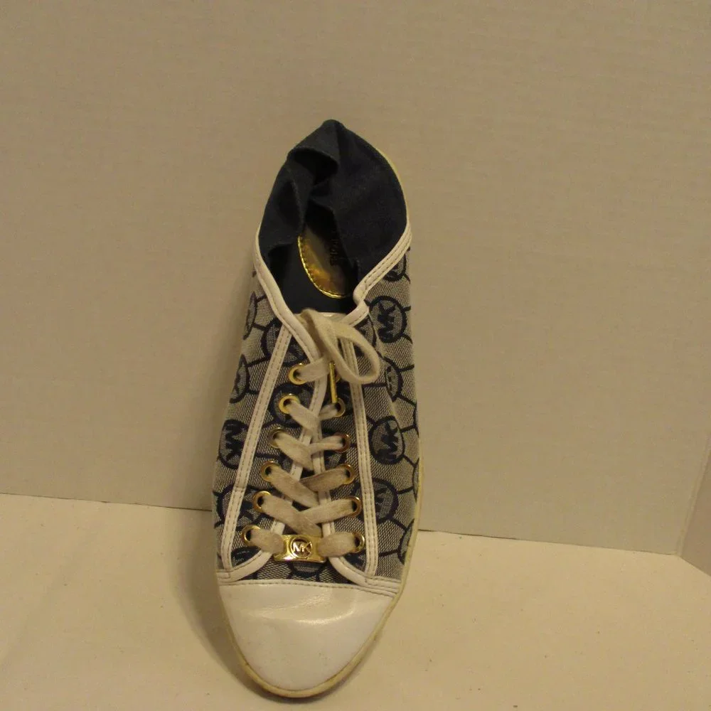 MICHAEL Michael Kors Shoes Woman Size 8.5 Blue White Outdoor Travel Resort Shoes